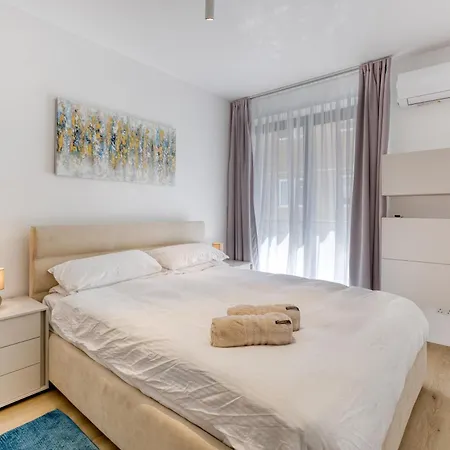 Apartamento Designer 2br With Stunning Views In St Pauls By 360 Estates