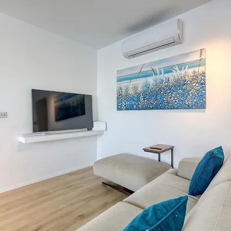 Designer 2br With Stunning Views In St Pauls By 360 Estates * St. Paul's Bay