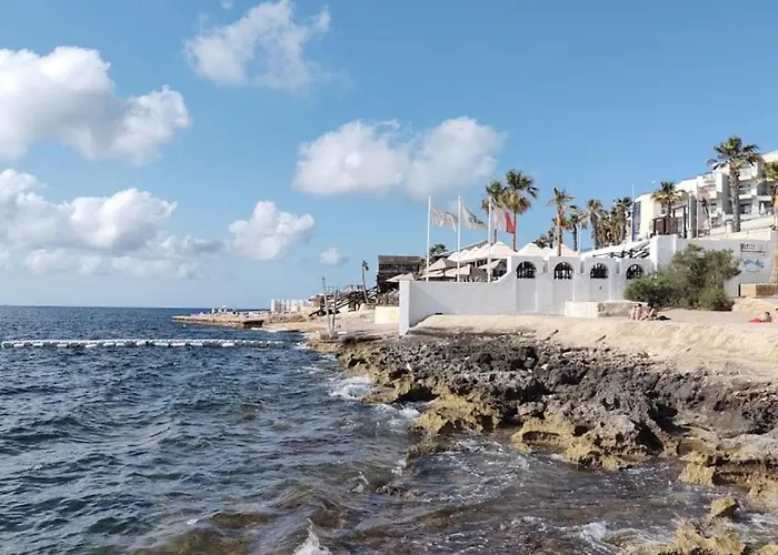 Designer 2br With Stunning Views In St Pauls By 360 Estates