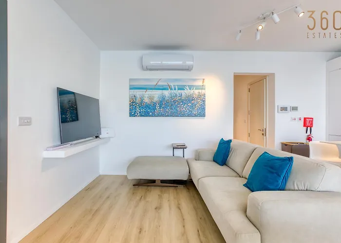 Designer 2br With Stunning Views In St Pauls By 360 Estates Appartamento