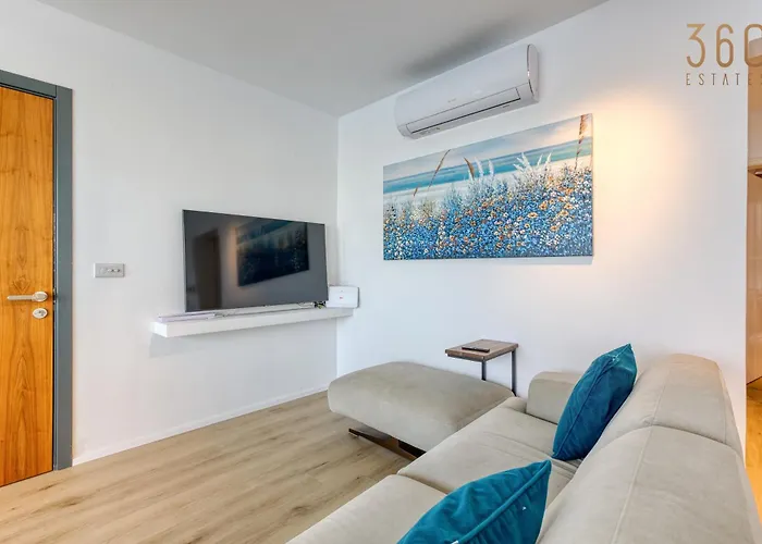 Designer 2br With Stunning Views In St Pauls By 360 Estates * San Pawl il-Baħar