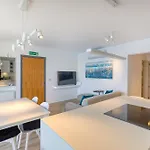 Designer 2br With Stunning Views In St Pauls By 360 Estates 아파트 *