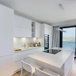 Designer 2br With Stunning Views In St Pauls By 360 Estates