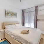 아파트 Designer 2br With Stunning Views In St Pauls By 360 Estates